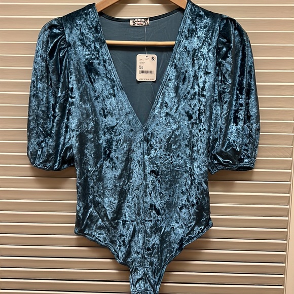 Free People Don’t You Wish Velvet Bodysuit in Deep Teal, Size X-Smal… - Picture 7 of 16